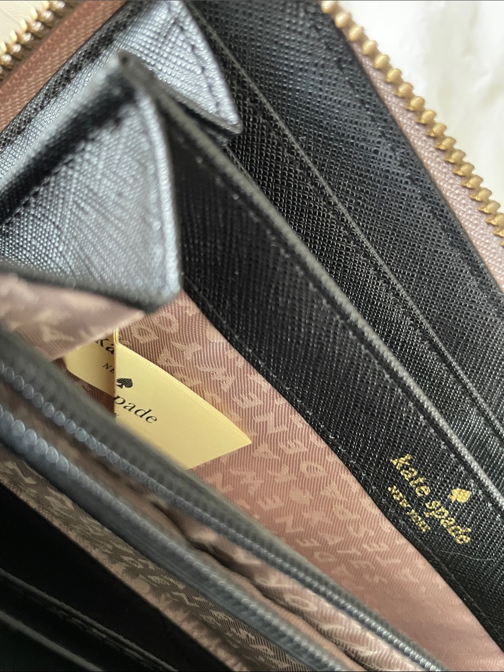 Kate Spade Wallet - Picture 8 of 10